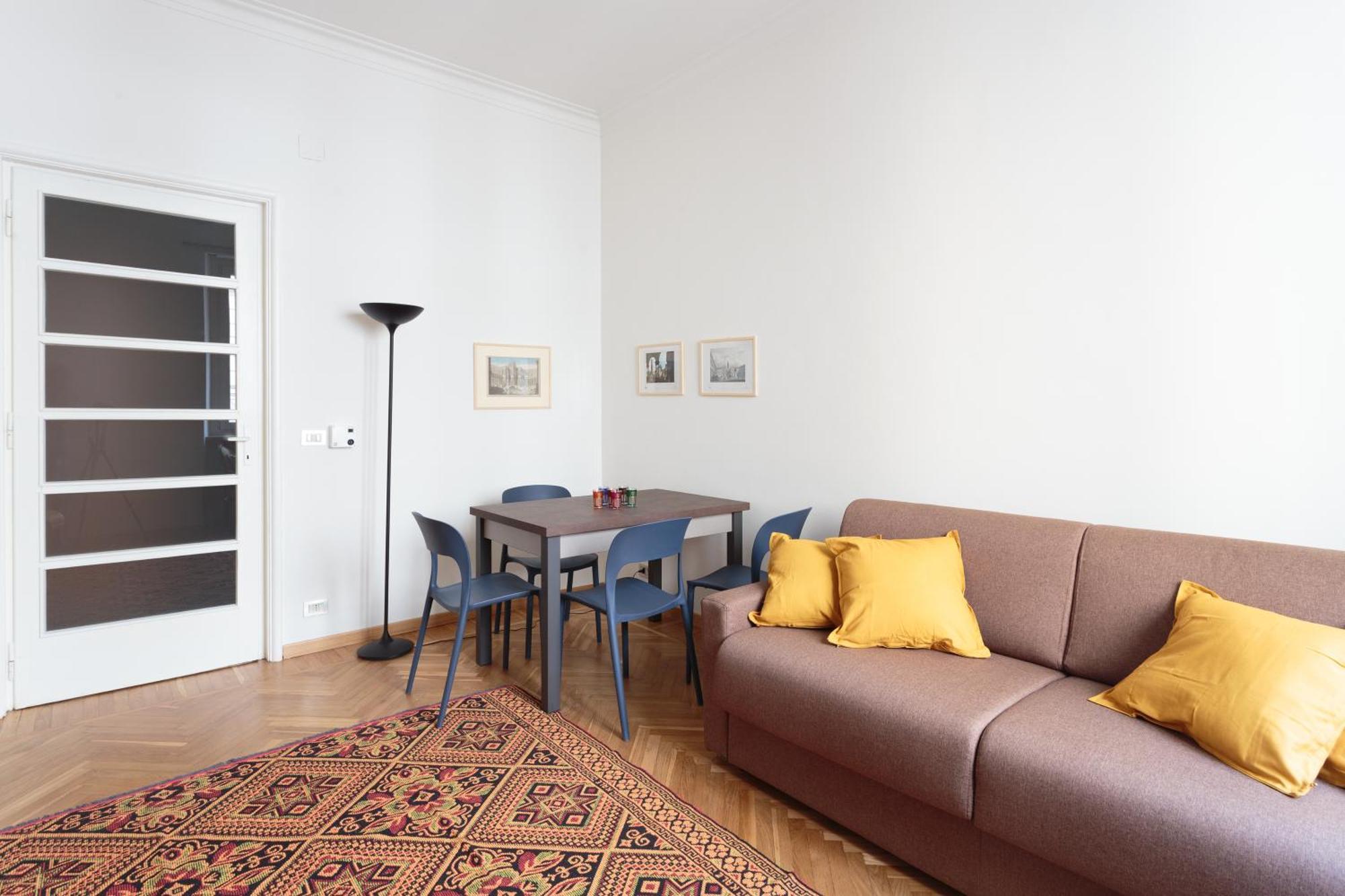 Renovated 3 Bedroom Apartment In The City Center Τορίνο Εξωτερικό φωτογραφία